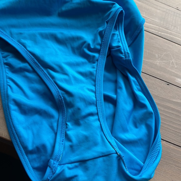 EUC Calvin Klein bathing suit sz 8 - Picture 6 of 6